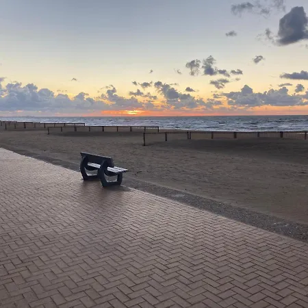 Lägenhet Beach Apartment *